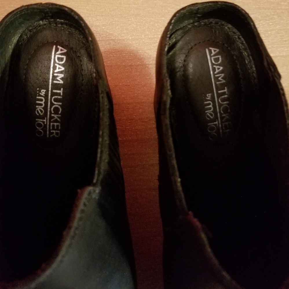 Shoes - Picture 2 of 3